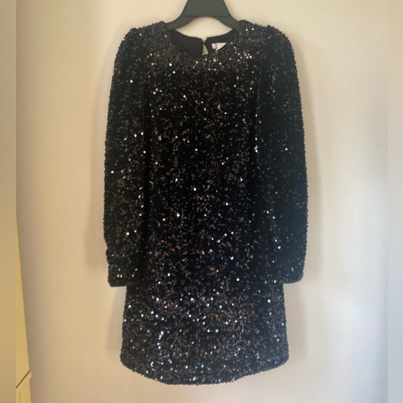 H&M Puff-Sleeved Black Sequin Dress - Picture 3 of 11